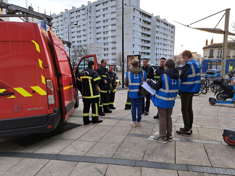 Exercice incendie à la bibliothèque Mériadeck de Bordeaux